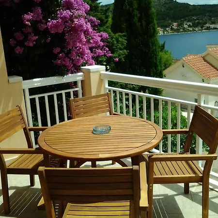 Miljenko Apartment Rogoznica (Sibenik-Knin)